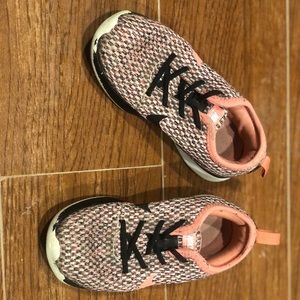 Girls 10C Nike shoes